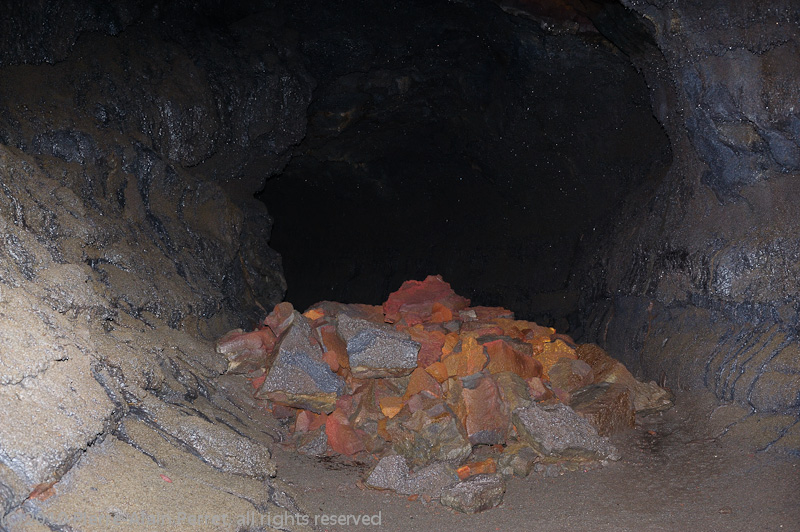 USA - HAWAII - Kilauea, lava tube