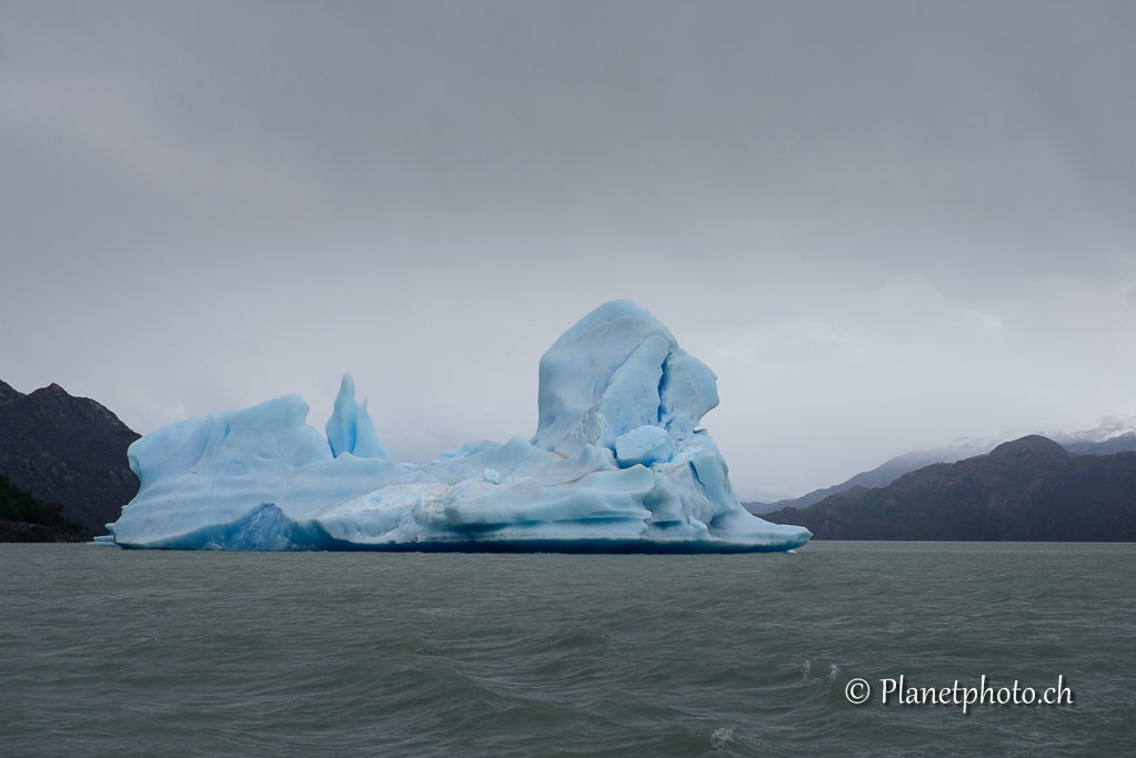 Parc de Torres del Paine - Lac Gris et son glacier