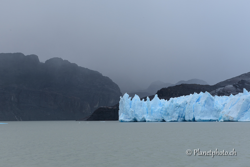 Parc de Torres del Paine - Lac Gris et son glacier